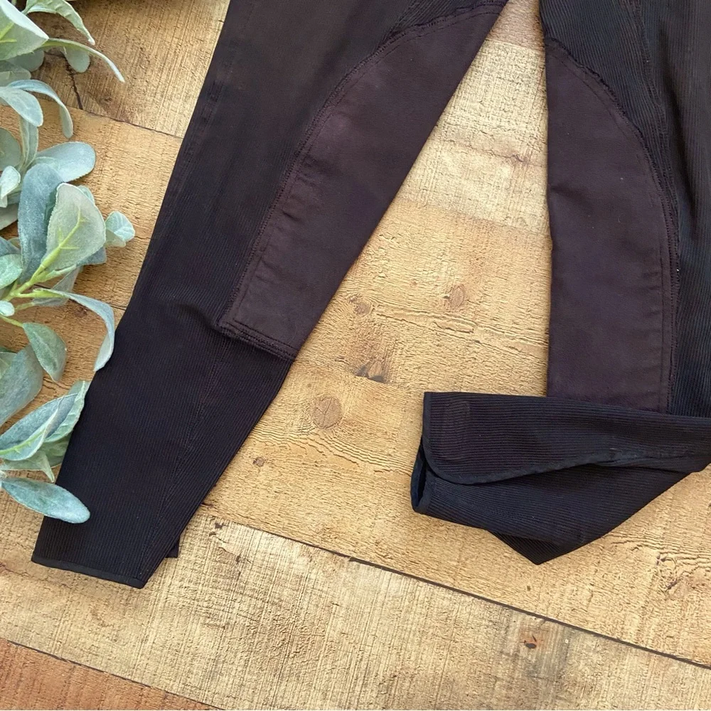 Equestrian Riding Breeches, Rider Knee Patch by GOODE - Picture 3 of 11